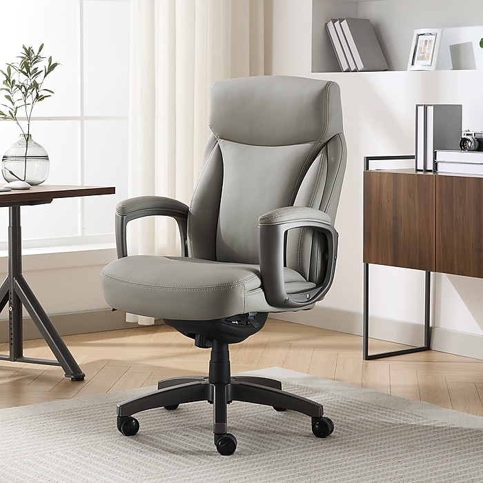 La-Z-Boy Arcadian Ergonomic Bonded Leather Swivel Executive La-Z-Boy Arcadian Ergonomic Bonded Leather Swivel Executive