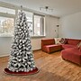 National Tree Company 6' Acacia Artificial Christmas Tree (AC100-502-60F)~#|#~102FABD4-3FFB-468E-B5EA2188A679D1E9_sc7