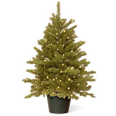 Hampton Spruce Artificial Christmas Tree