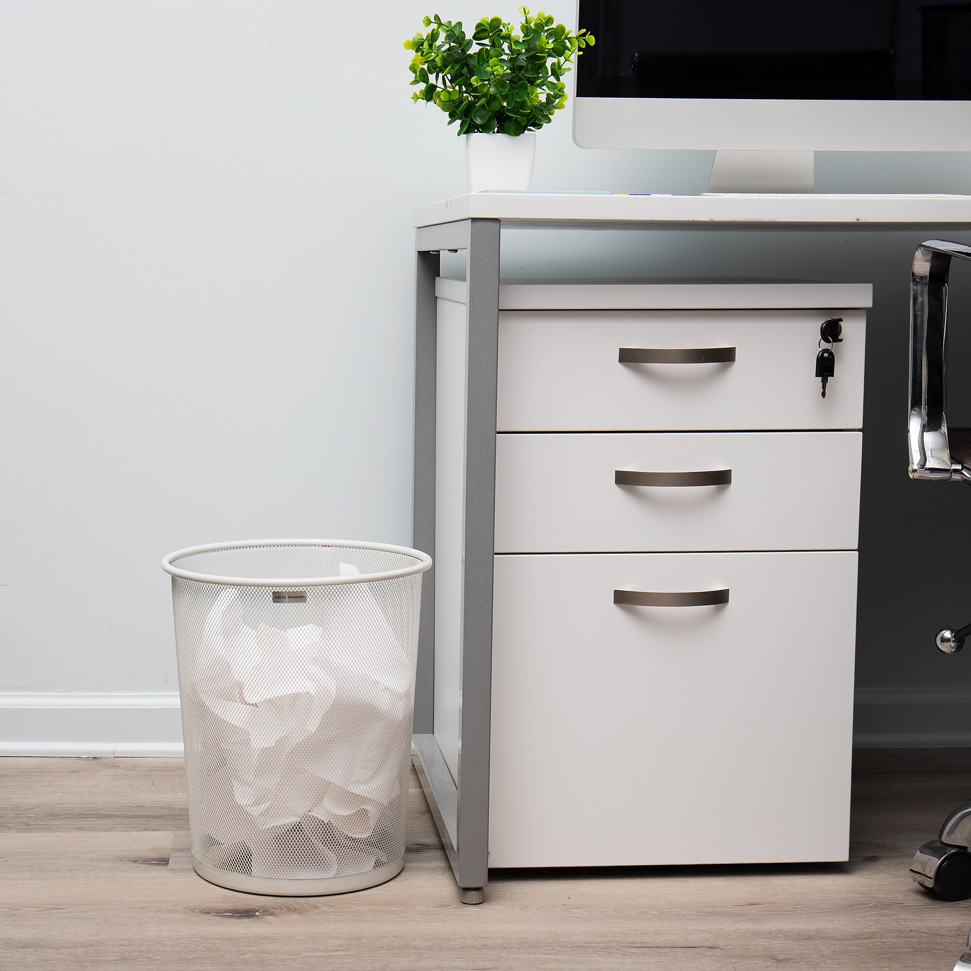 Mind Reader Metal Mesh Trash Can Without Lid, 4.4 Gallon, White, 2/Pack (2CIRGA-WHT) Sansujyuku sansujyuku.com