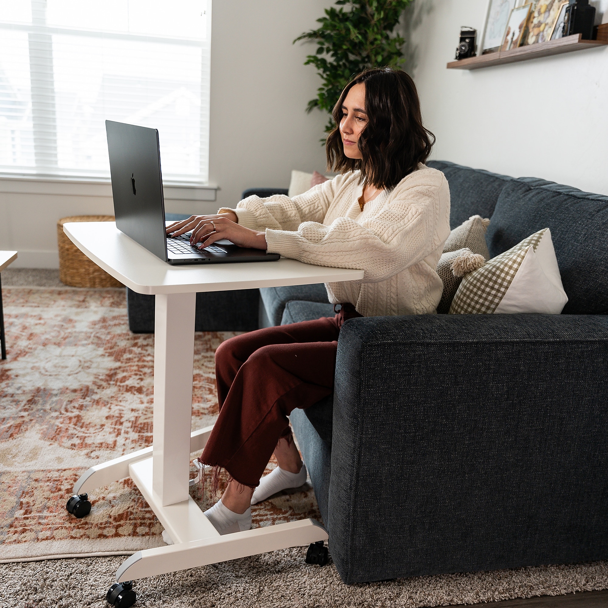 Mount-It! Height Adjustable Rolling Laptop Desk, Holds 17 lbs., White (MI-7997) Sansujyuku sansujyuku.com