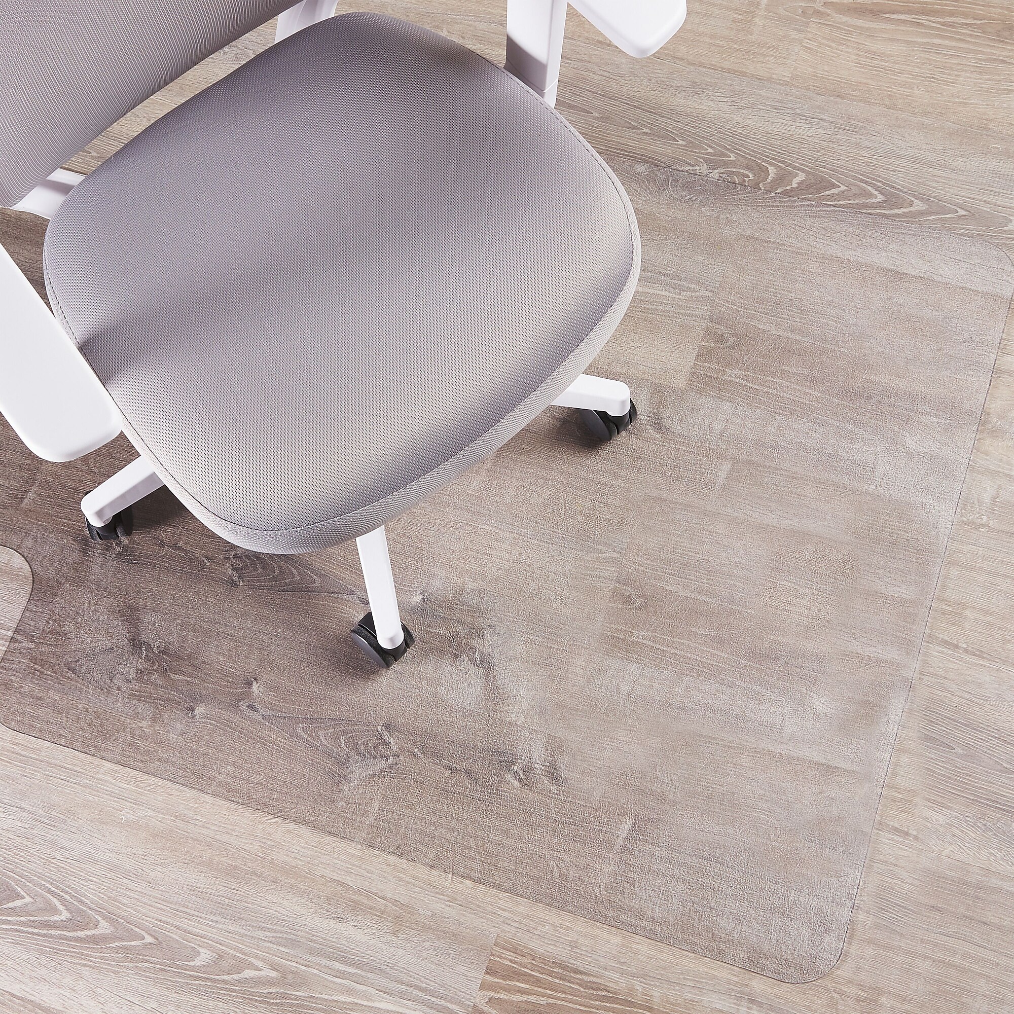 Staples Hard Floor Chair Mat with Lip, 36″ x 48”, Clear (STP-15987) Sansujyuku sansujyuku.com