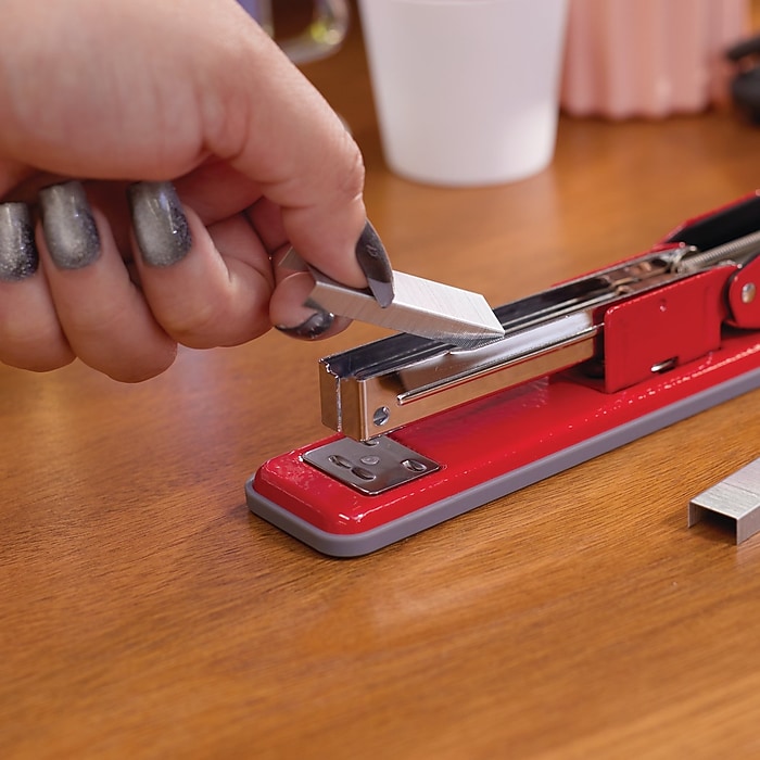 Swingline Cub Desktop Stapler, 20-Sheet Capacity, Rio Red (S701070