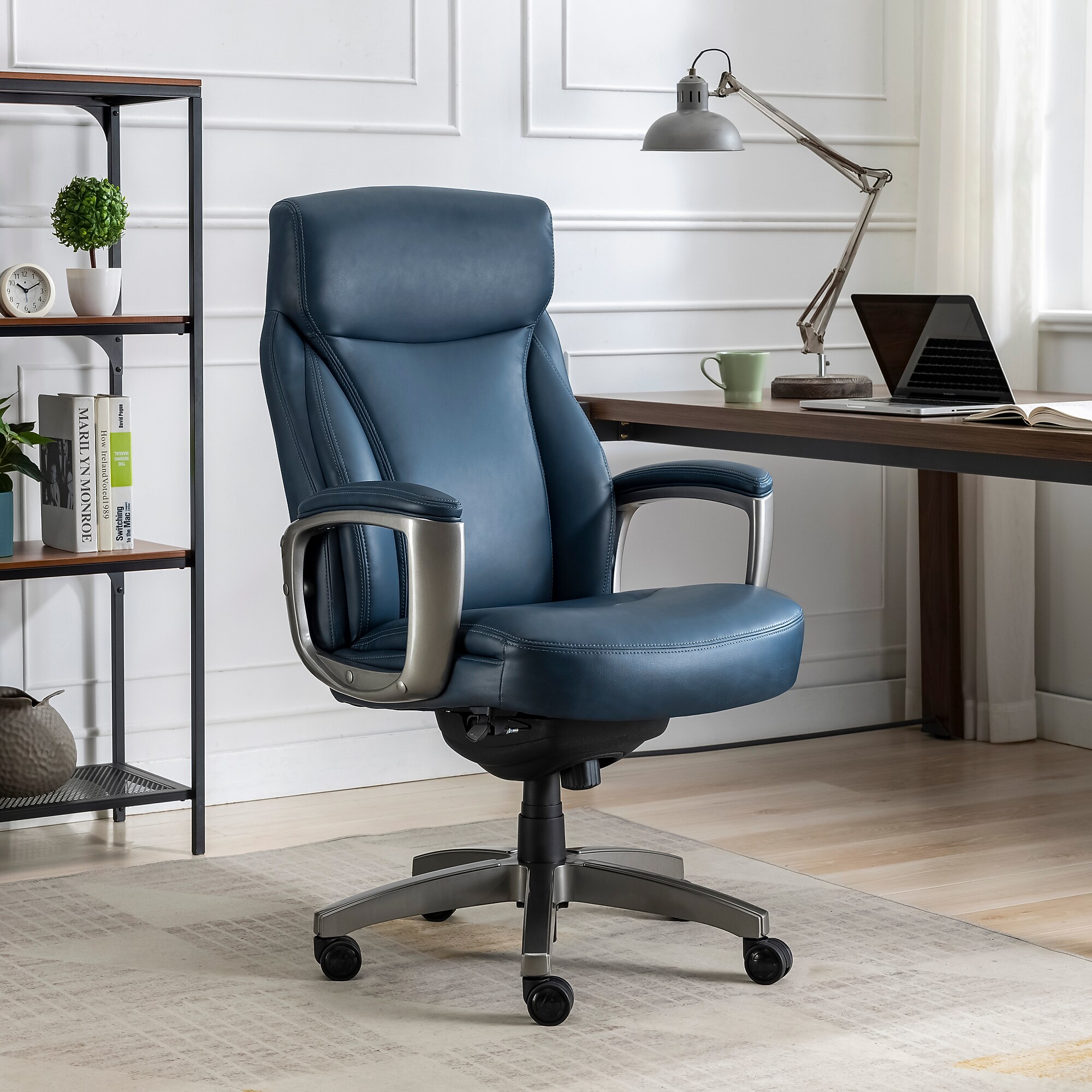 La-Z-Boy Arcadian Ergonomic Bonded Leather Swivel Executive Chair, Blue (51447) Sansujyuku sansujyuku.com