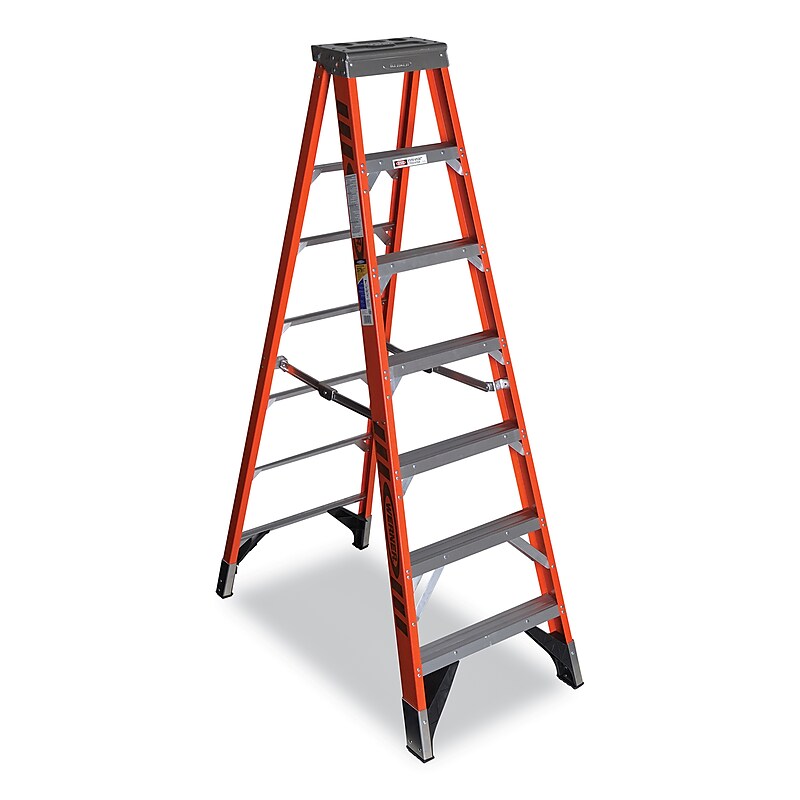 Werner 7' Fiberglass Step Ladder, 375 lbs. Capacity (7407) image 1