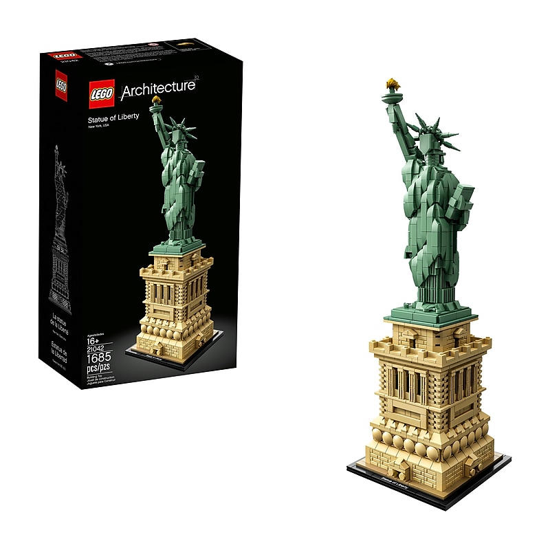 LEGO Architecture Statue of Liberty, 1685 Pieces (21042) image 1