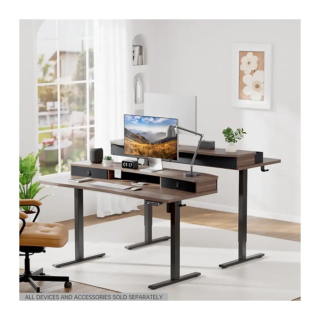 Full room setup featuring the Huanuo desk with computer and desk organizer