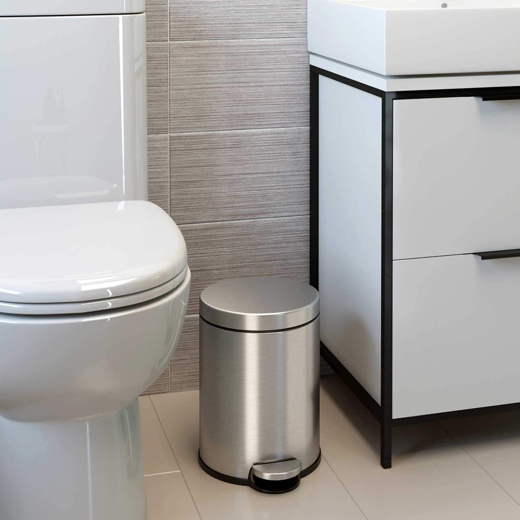 iTouchless SoftStep Round Stainless Steel Step Trash Can with Hinged Lid, 1.29 Gallon (IP01RSS) Sansujyuku sansujyuku.com