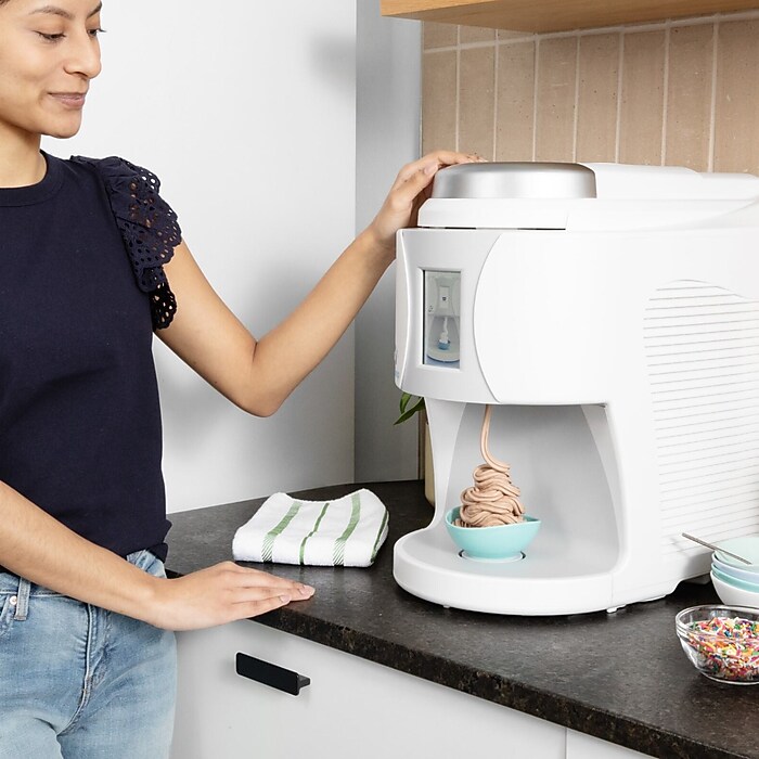 ColdSnap Single Serve Pods Frozen Treat Machine, White (ICM450000