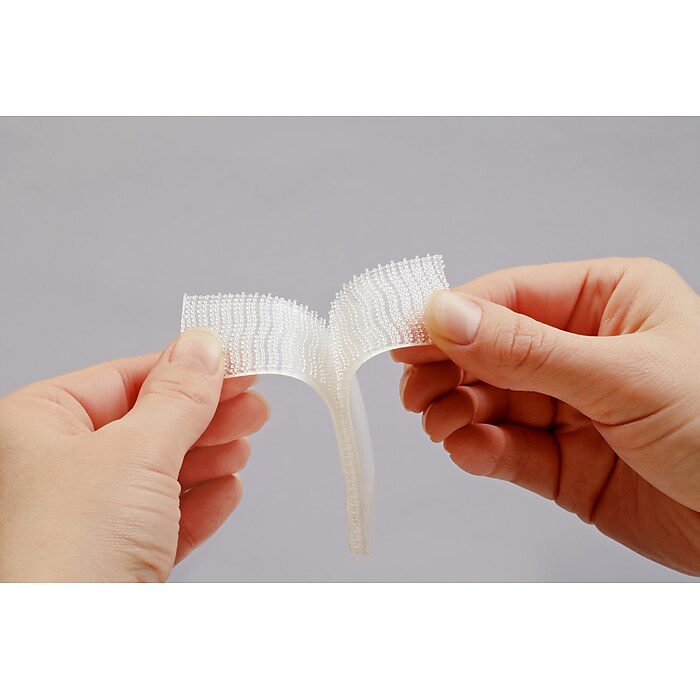 Scotch 1 in. x 4 ft. Clear Extreme Fasteners (1-Set) RF6740