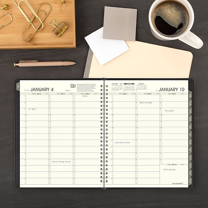 2027 AT-A-GLANCE Recycled 7