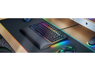 Razer BlackWidow V4 Low-Profile HyperSpeed Wireless Gaming Keyboard - Thumbnail 4