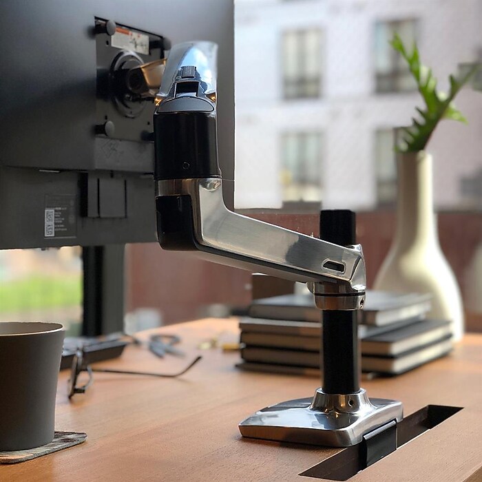 ergotron LX Desk Monitor Arm 黒 Ergotron LX Adjustable Desk Monitor Arm, Up to 34