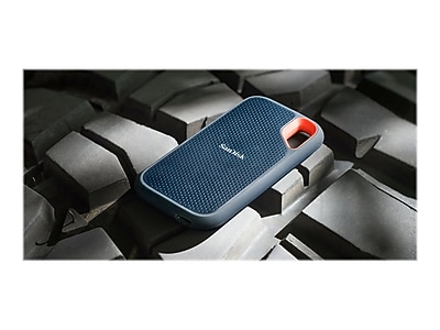 SanDisk 4TB Extreme Portable SSD V2 - Thumbnail 5