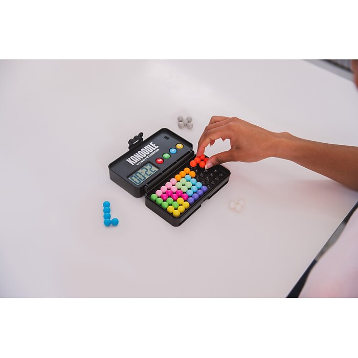 Educational Insights Kanoodle Ultimate Champion Puzzle Game