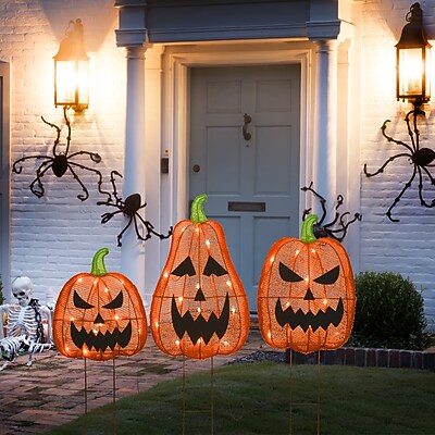 National Tree Company 26" Pre-Lit Jack-O-Lantern Garden Stakes - Thumbnail 2