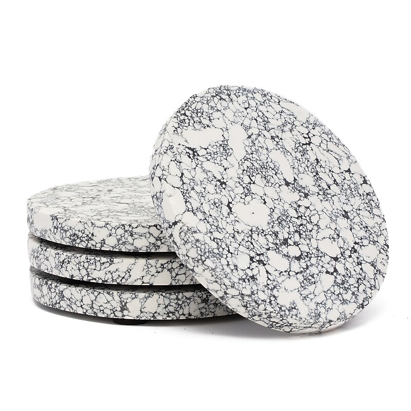 Thirstystone Black/White Resin Coasters, 4/Set (N3601) image 1