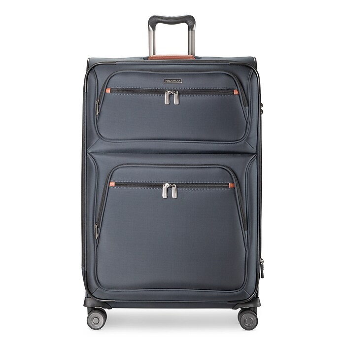 F3AF899C-5515-43AE-