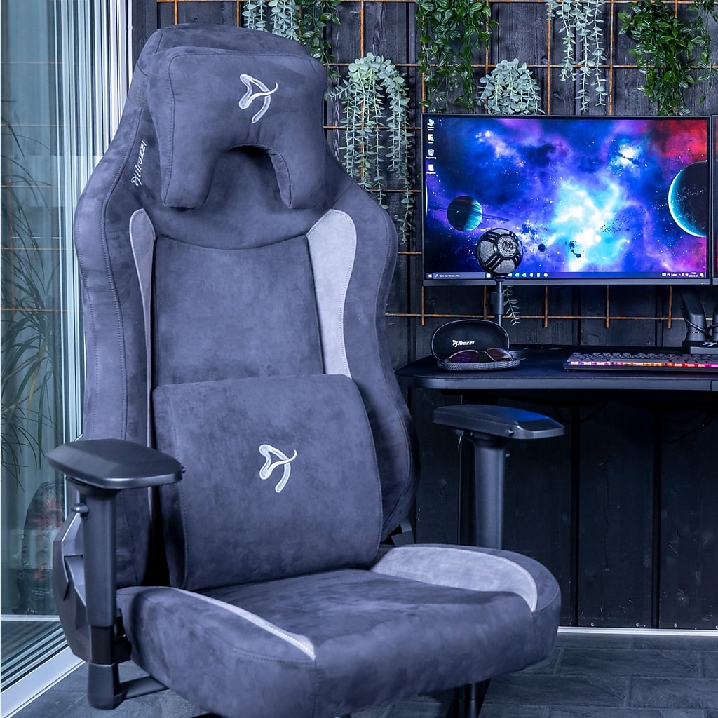 Arozzi Vernazza gaming chair in a room with monitor