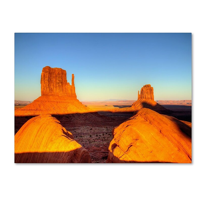 Trademark Fine Art 'Monument Valley Sunset' 16" x 24" Canvas Art image 1