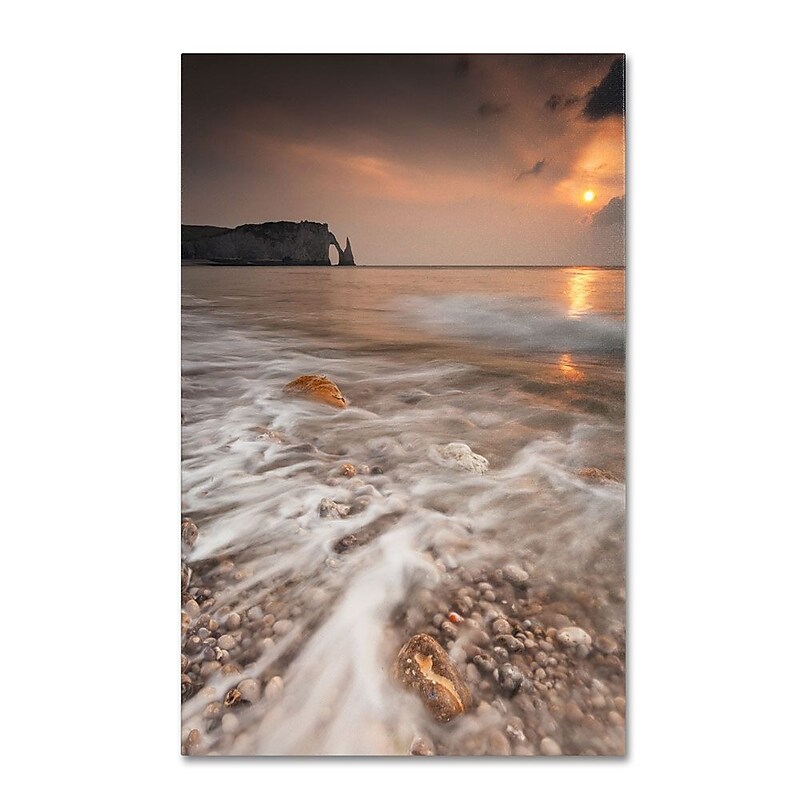 Trademark Fine Art 'Etretat' 16" x 24" Canvas Art image 1