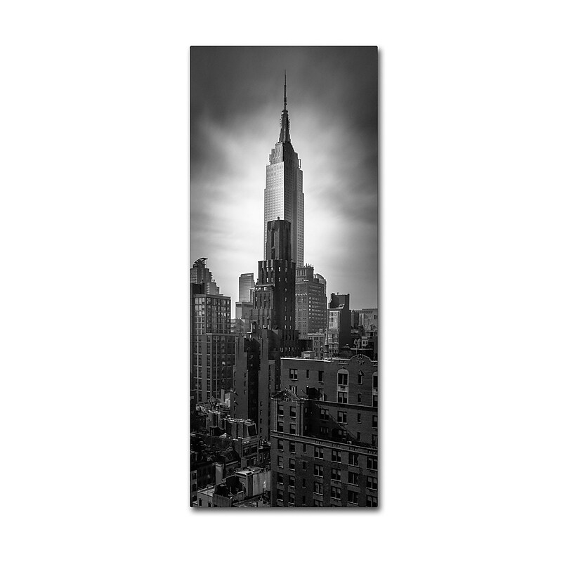 Trademark Fine Art ''Empire State Vertical'' by Moises Levy 10" x 24" Canvas Art (ALI1053-C1024GG) image 1