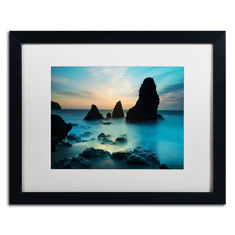 Trademark Fine Art ''Rodeo Beach I'' by Moises Levy 16" x 20" White Matted Black Frame (ALI1116-B1620MF) image 1