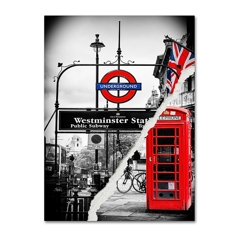 Trademark Fine Art ''Westminster Station'' by Philippe Hugonnard 24" x 32" Canvas Art (PH0125-C2432GG) image 1