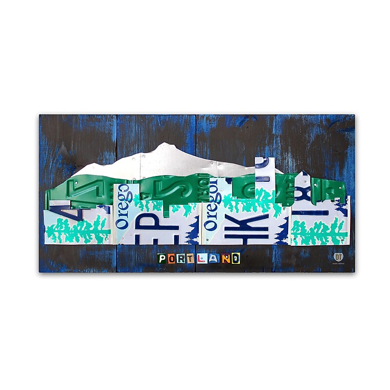 Trademark Fine Art ''Portland Skyline License Plate'' by Design Turnpike 16" x 32" Canvas Art (ALI1282-C1632GG) image 1