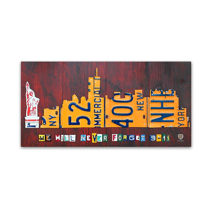 Trademark Fine Art ''NYC Skyline 911 Version'' by Design Turnpike 16" x 32" Canvas Art (ALI1321-C1632GG) image 1