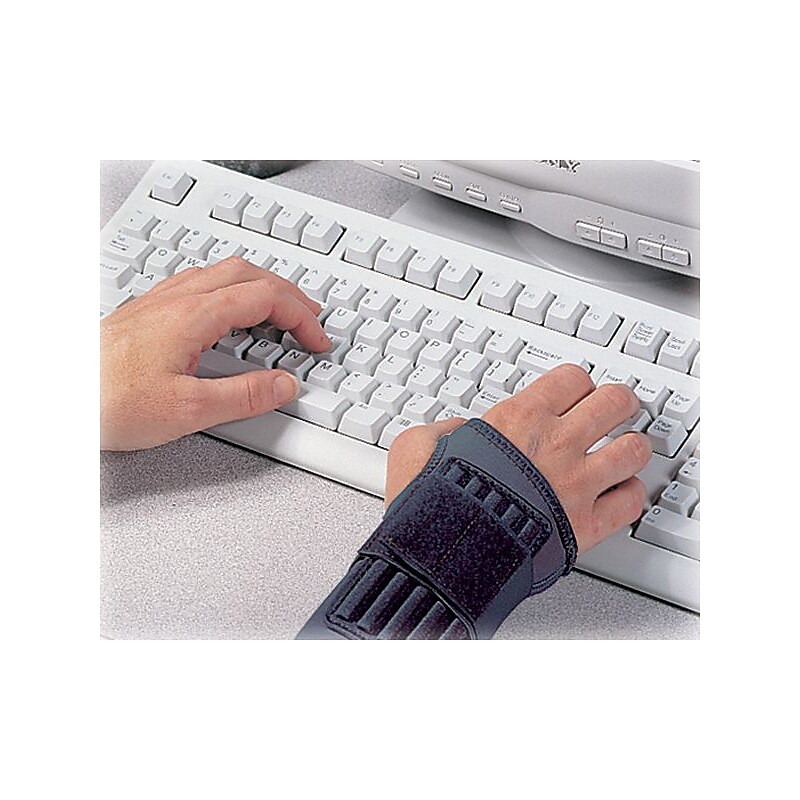 Safco Remedease™ Single Wrist Wrap, Black, Size Small, 5 1/2" x 6 1/2" image 1