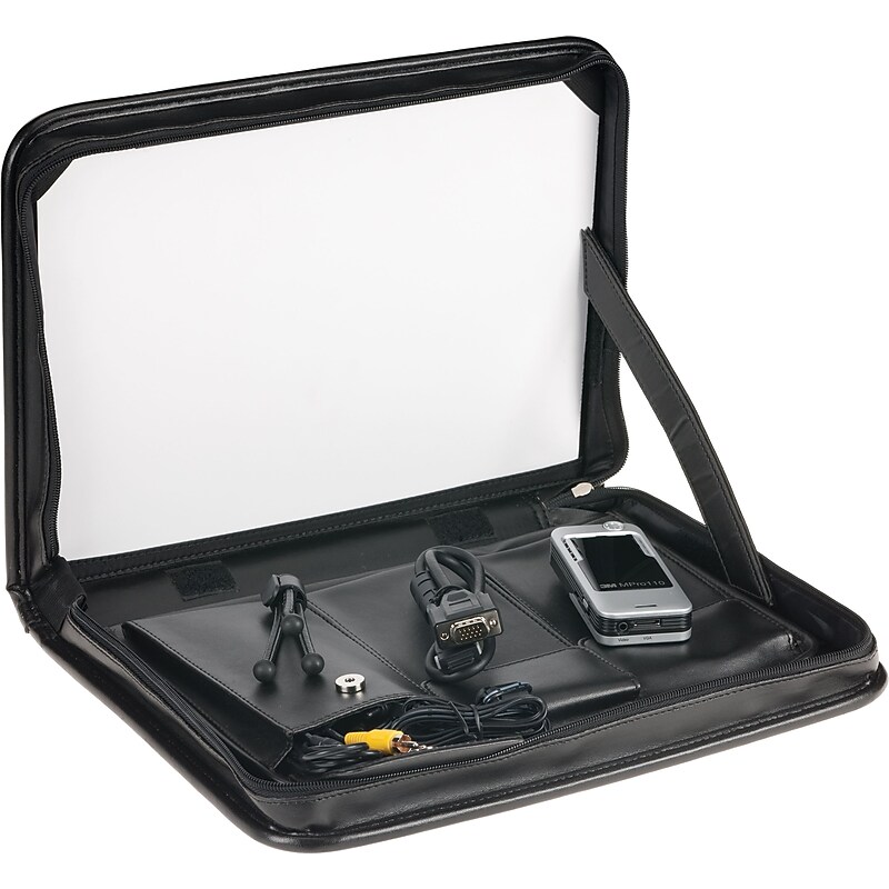 3M MPro110 Presentation Binder image 1