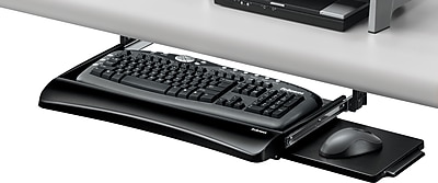 https://www.staples-3p.com/s7/is/image/Staples/s0446182_sc7?$enl$