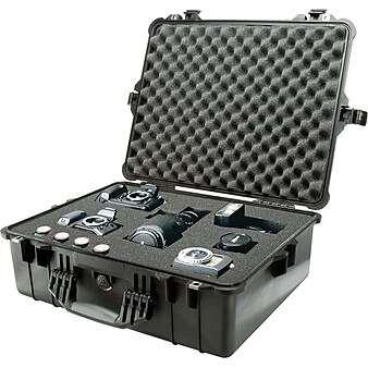 Pelican™ 1600 Large Protector Case With Fold Down Handle