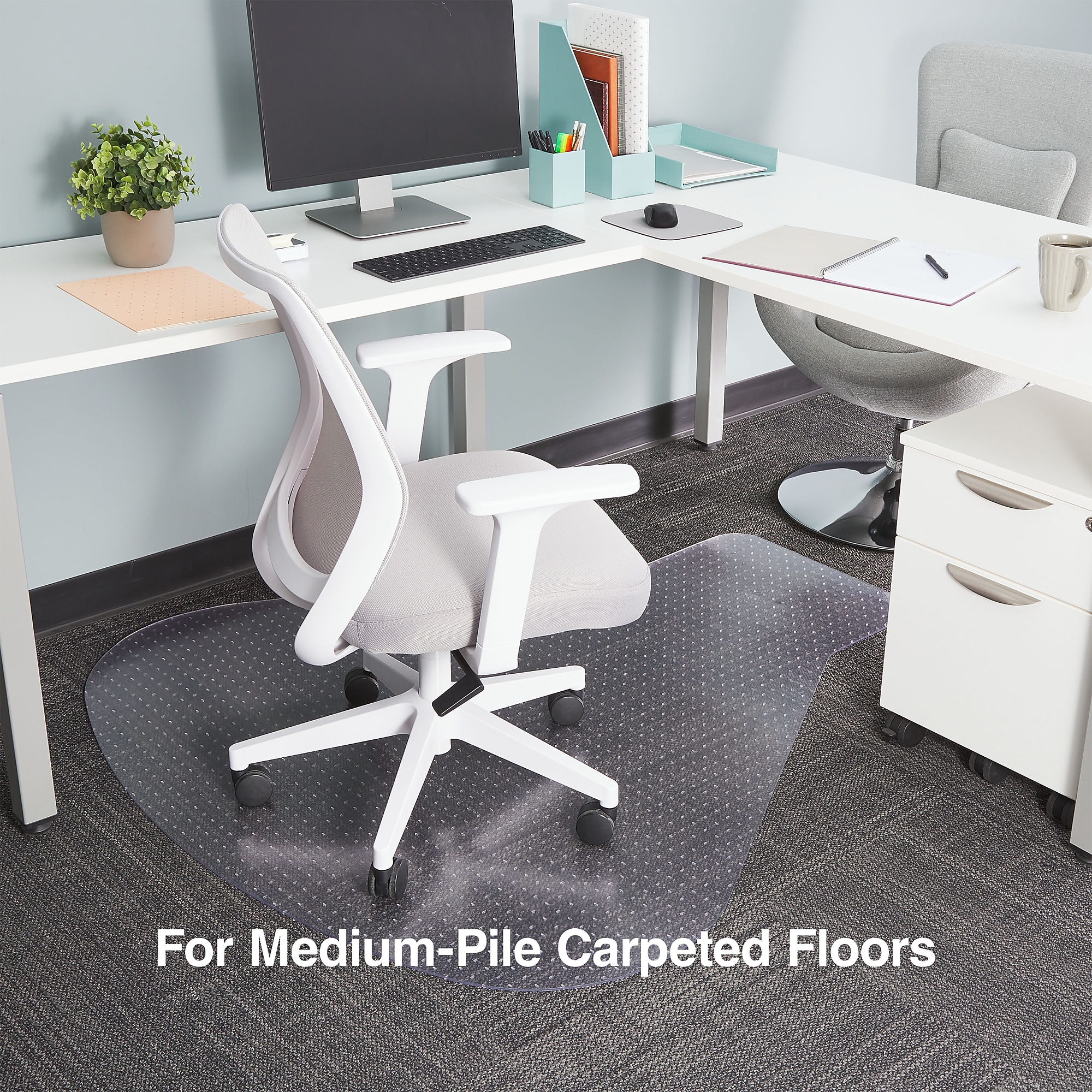 Staples Carpet Chair Mat, Medium-Pile, Clear (28594) Sansujyuku sansujyuku.com