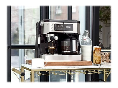 DeLonghi All-in-One 10-Cup Coffee and Espresso Machine Combination, Black/Stainless Steel (COM530M) - Thumbnail 5