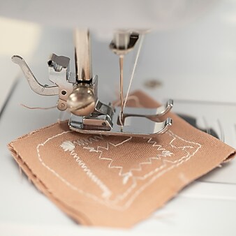 Michley LSS-505+ 12-Stitch Desktop Sewing Machine (863975000150)