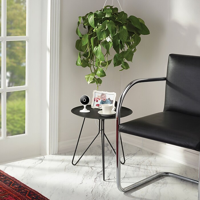 Lorex 2K QHD Indoor Wi-Fi Smart Security Camera with Person