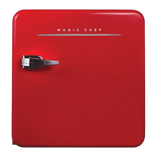 Magic Chef MCR16CHR 1.6-Cu. ft. Retro Mini Fridge with Manual Defrost, Red