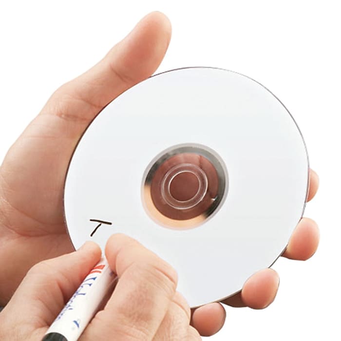 Verbatim 700 MB 80-Minute 52x CD-Rs, 100 Count Spindle (VTM94712