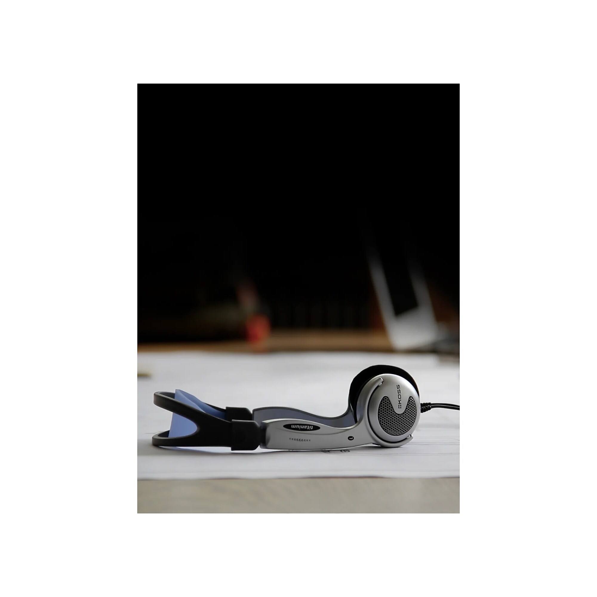 Koss Portable Headphones, Blue/Silver (KTXPRO1) Sansujyuku sansujyuku.com