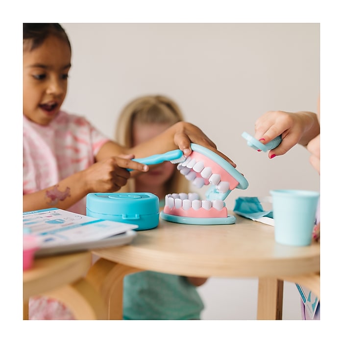 &TEAM ペンミ グッズセット JO プラスがヘラルボニーの契約作家が描いたアートをデザインした