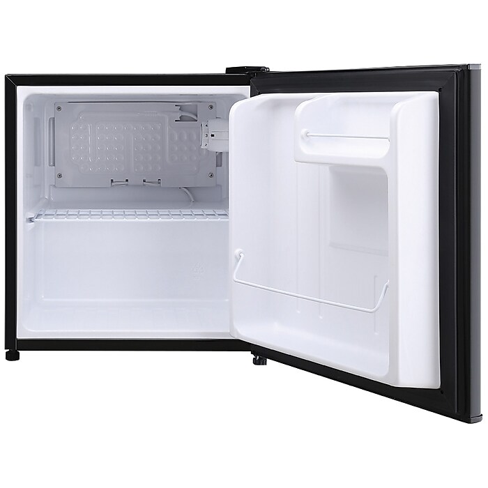 Magic Chef 1.7 Cubic-ft All-Refrigerator, Black (MCAR170BE) | Staples