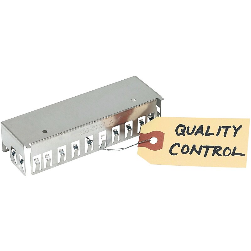 Avery Pre-Wired Tags, 1.38 x 2.75, Manila, 1000/Box (AVE12601) image 1