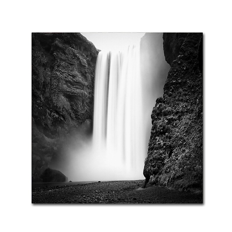 Trademark Fine Art Philippe Sainte-Laudy 'Skogafoss' 14" x 14" Canvas Stretched Art Print (190836324422) image 1
