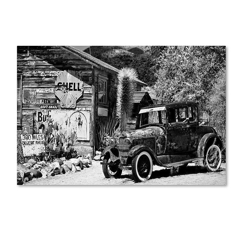 Trademark Fine Art Philippe Hugonnard 'Old American Car' 12" x 19" Canvas Stretched Art Print (190836118403) image 1