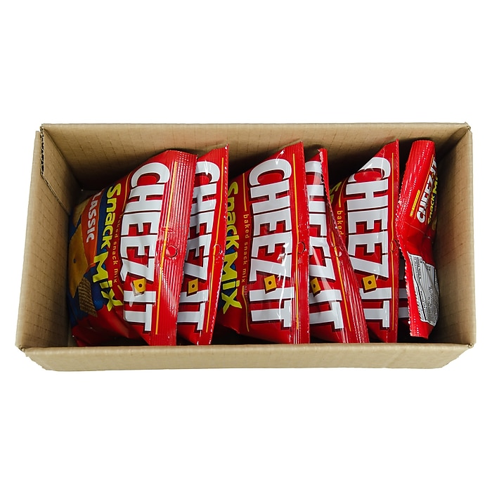 Cheez-It Original Snack Mix, 4.5 oz., 6 Bags/Pack (KEE57715) | Staples